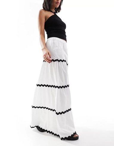 Белая многоярусная юбка макси с зигзагообразной отделкой ASOS