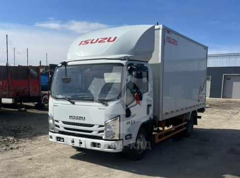 Изотермический фургон Isuzu Elf 4х2, г/п 2100 кг