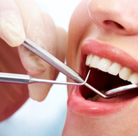 Реставрация центральных зубов