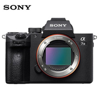 Цифровой фотоаппарат Sony Alpha 7 III （a7M3/A73/ILCE-7M3）