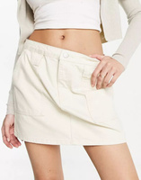 Белая короткая джинсовая юбка Urban Revivo